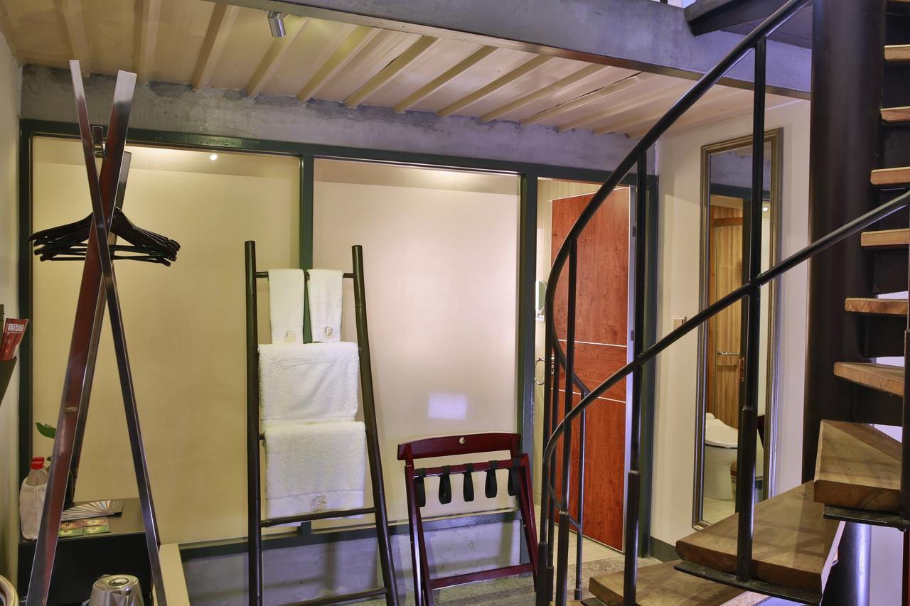 Fanli Hotel Yangshuo West Street Guilin Exterior photo